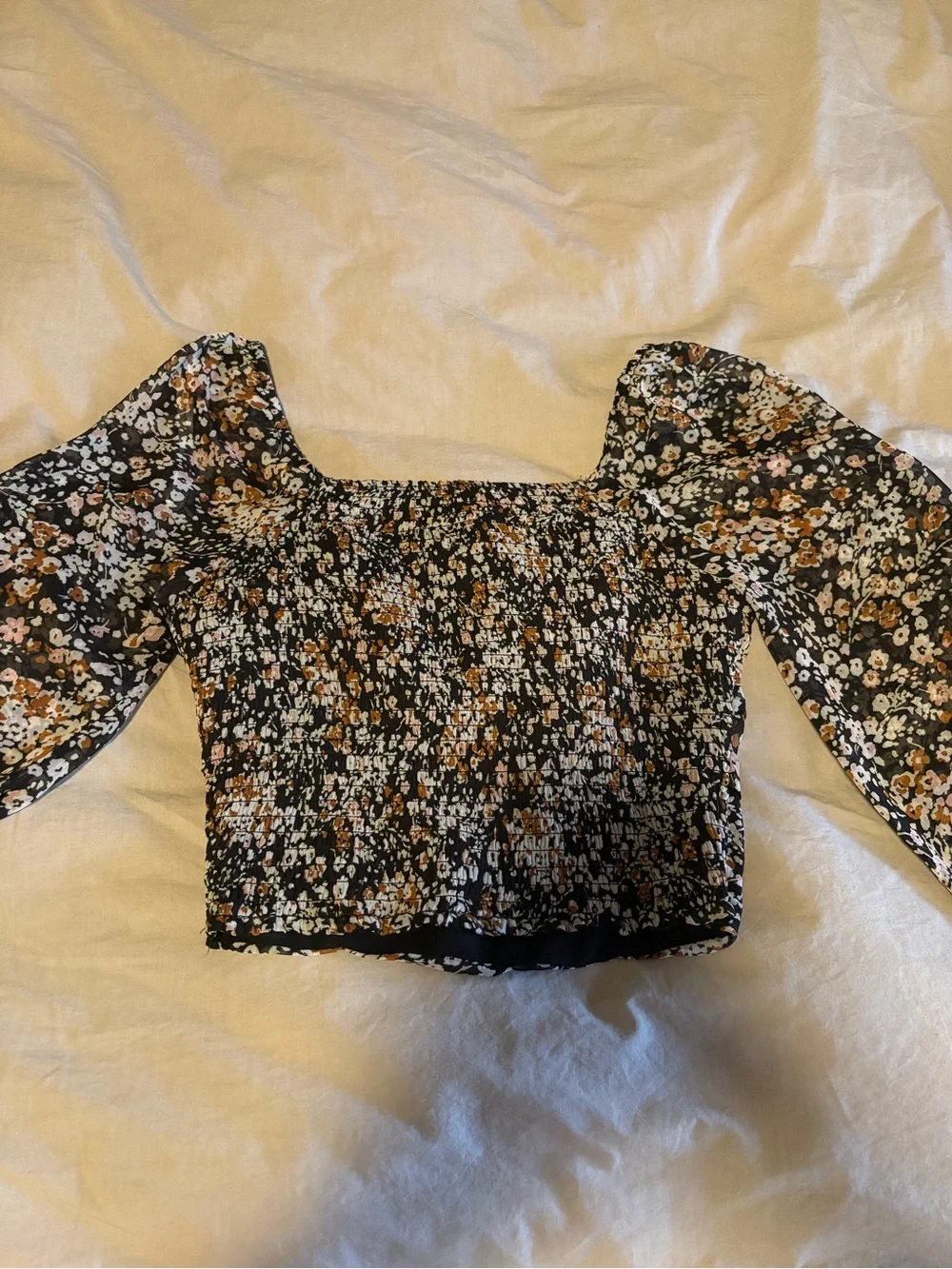Lulu's Black Floral Square-Neck Puff Sleeve Crop Top - Picture 13 of 16